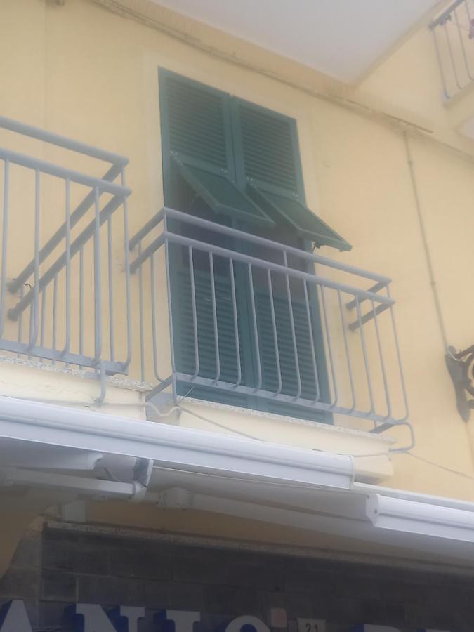Hotel Danio Lungomare Alassio Exterior photo